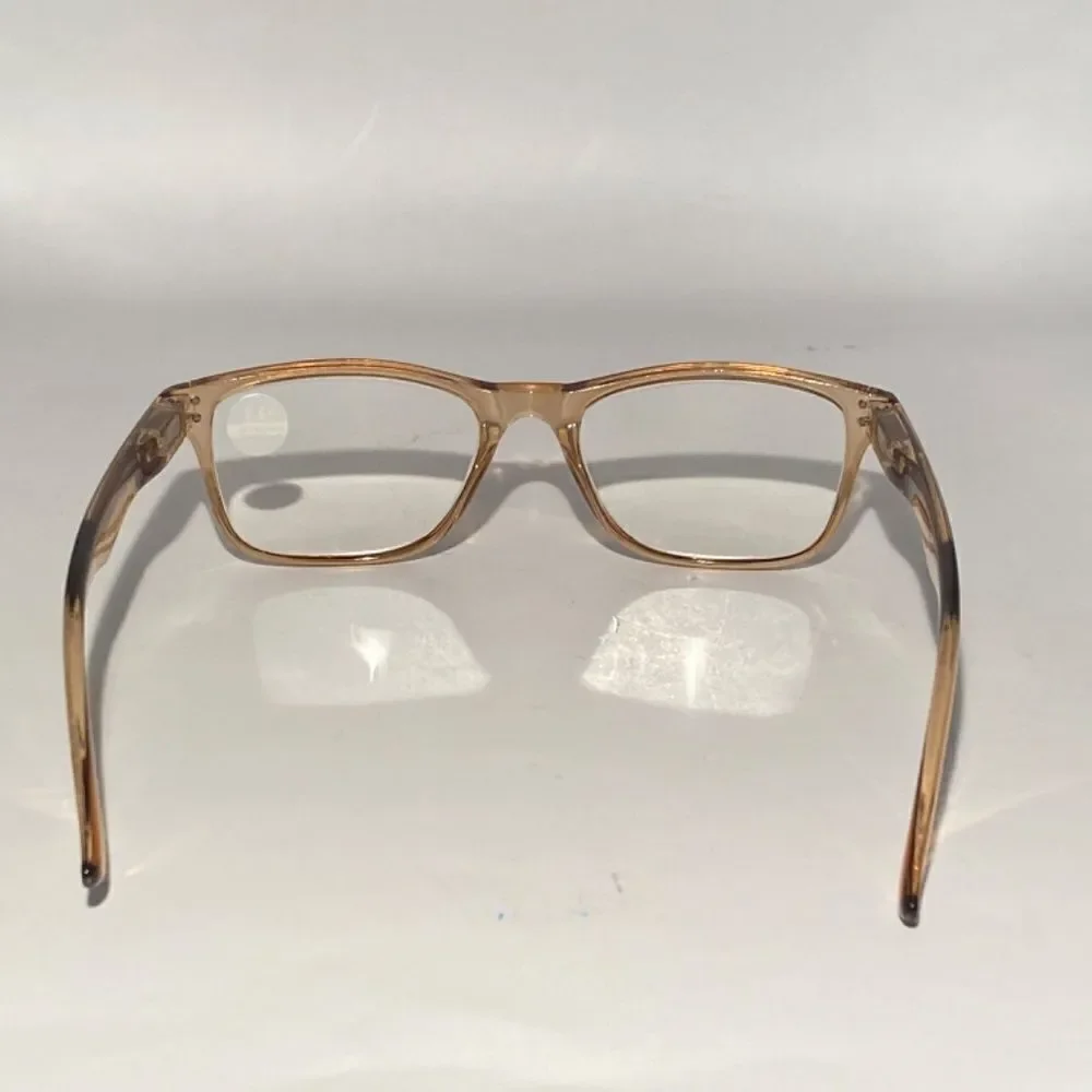 1436 Helen 2.5 Reading Glasses Thin Rectanle Bluelight Filter Tan Frames NWT